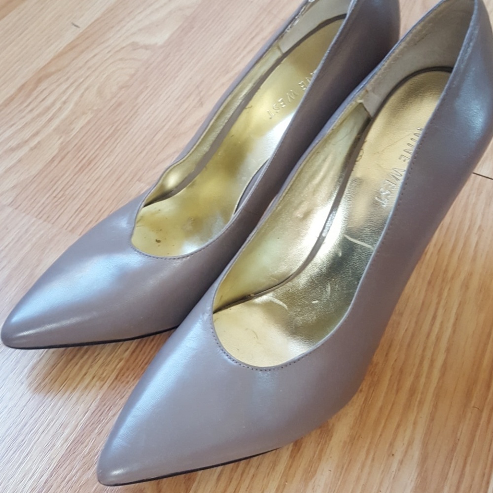 Lavender colored pumps